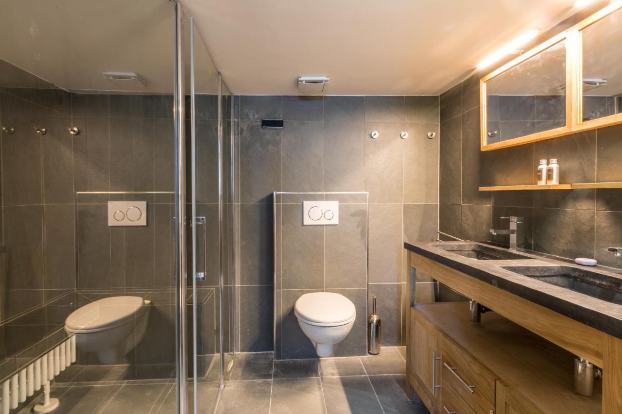 Chalet Yolo - Chalet Retreat In Central Chamonix Steam Room Exterior photo