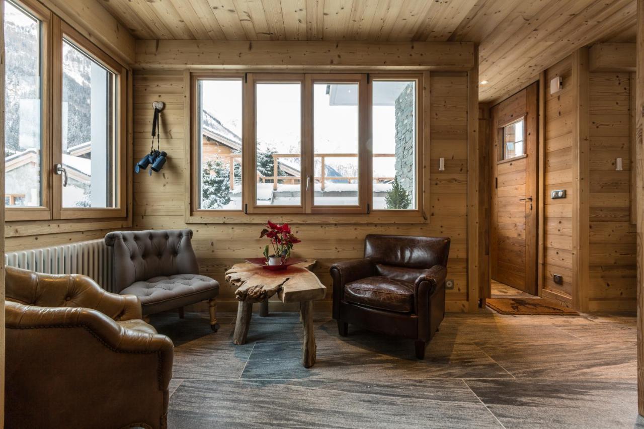 Chalet Yolo - Chalet Retreat In Central Chamonix Steam Room Exterior photo