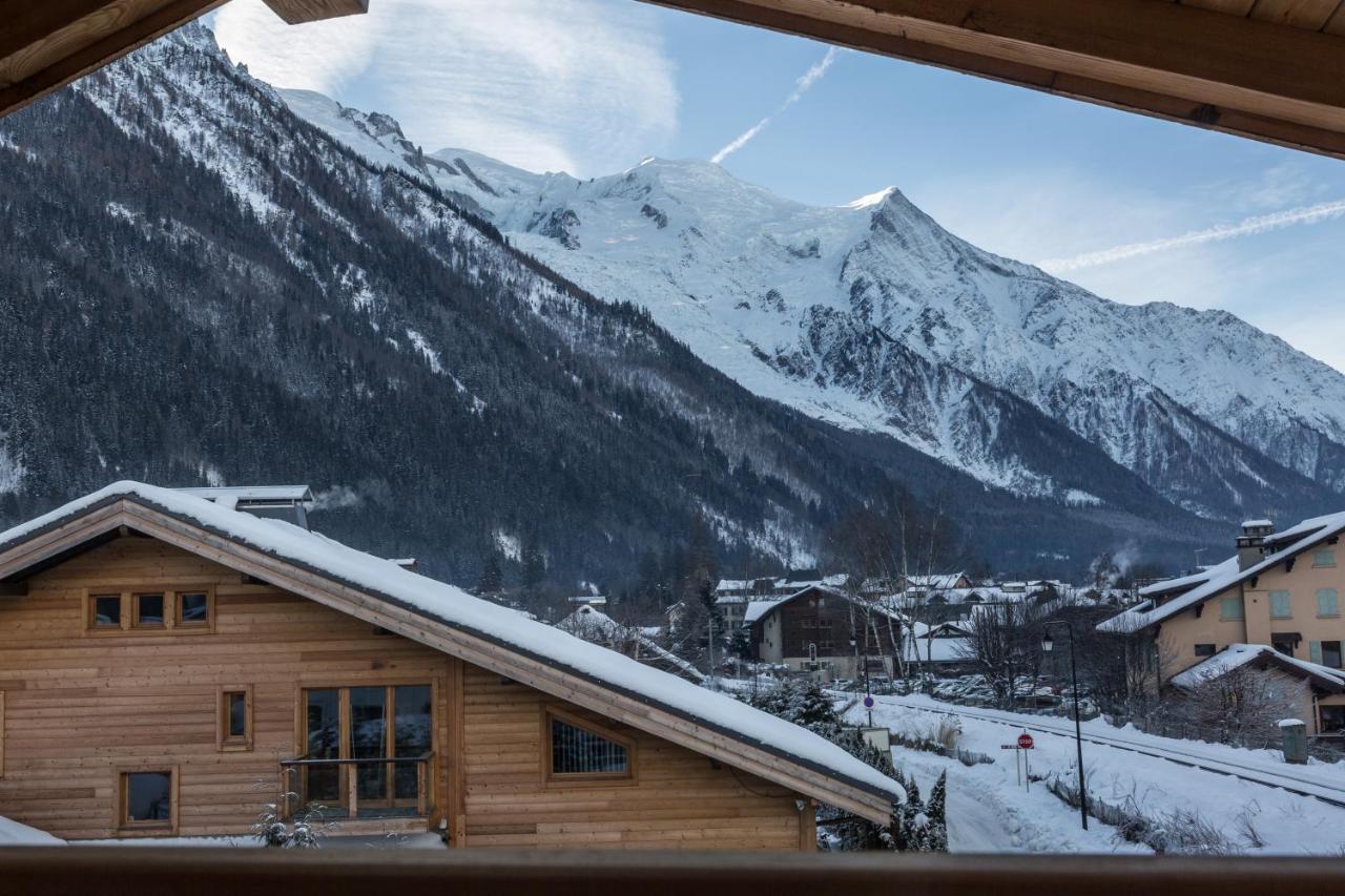 Chalet Yolo - Chalet Retreat In Central Chamonix Steam Room Exterior photo